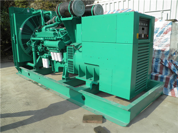 徽县发电车出租-柴油发电机组在使用的过程中应该做好哪些防护工作